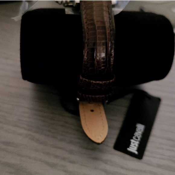 Authentic Roberto Cavalli Watch - Picture 5 of 7